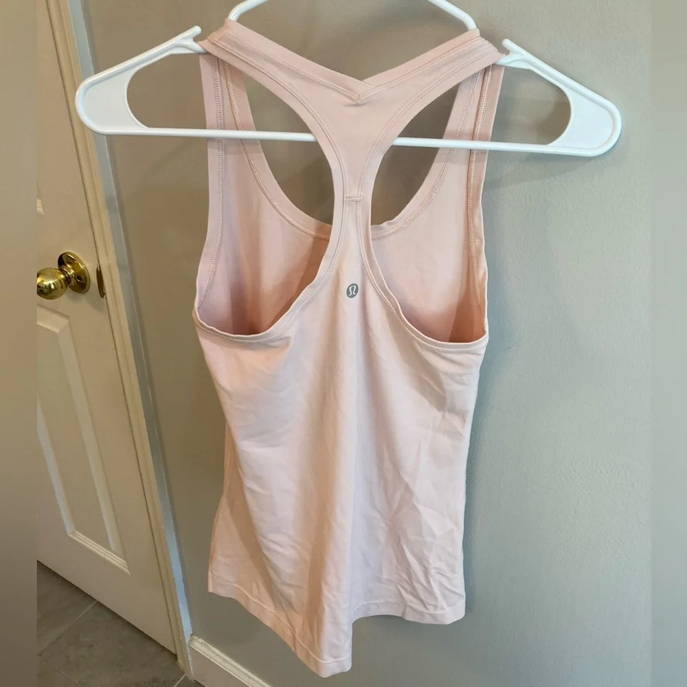 EUC Lululemon Cool Racerback II Tank Top in Feather Pink sz 4